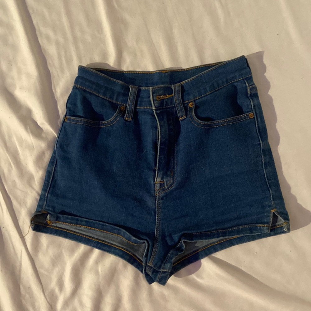 URBAN OUTFITTERS UO BDG pinup shorts